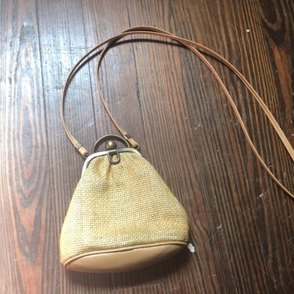 Vintage Handbags - ⭐2/$30 ⭐Darling vintage rattan purse made in Italy